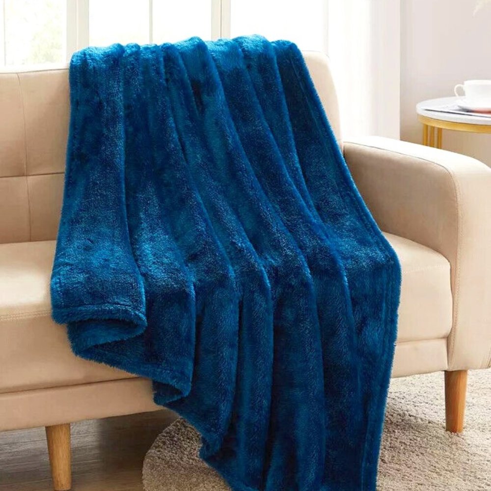 Vcny Home High Pile Plush Throw, 50x60, Blue